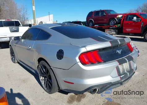 2018 Ford Mustang Ecoboost z USA, uszkodzony, nr VIN 1FA6P8TH9J5157008